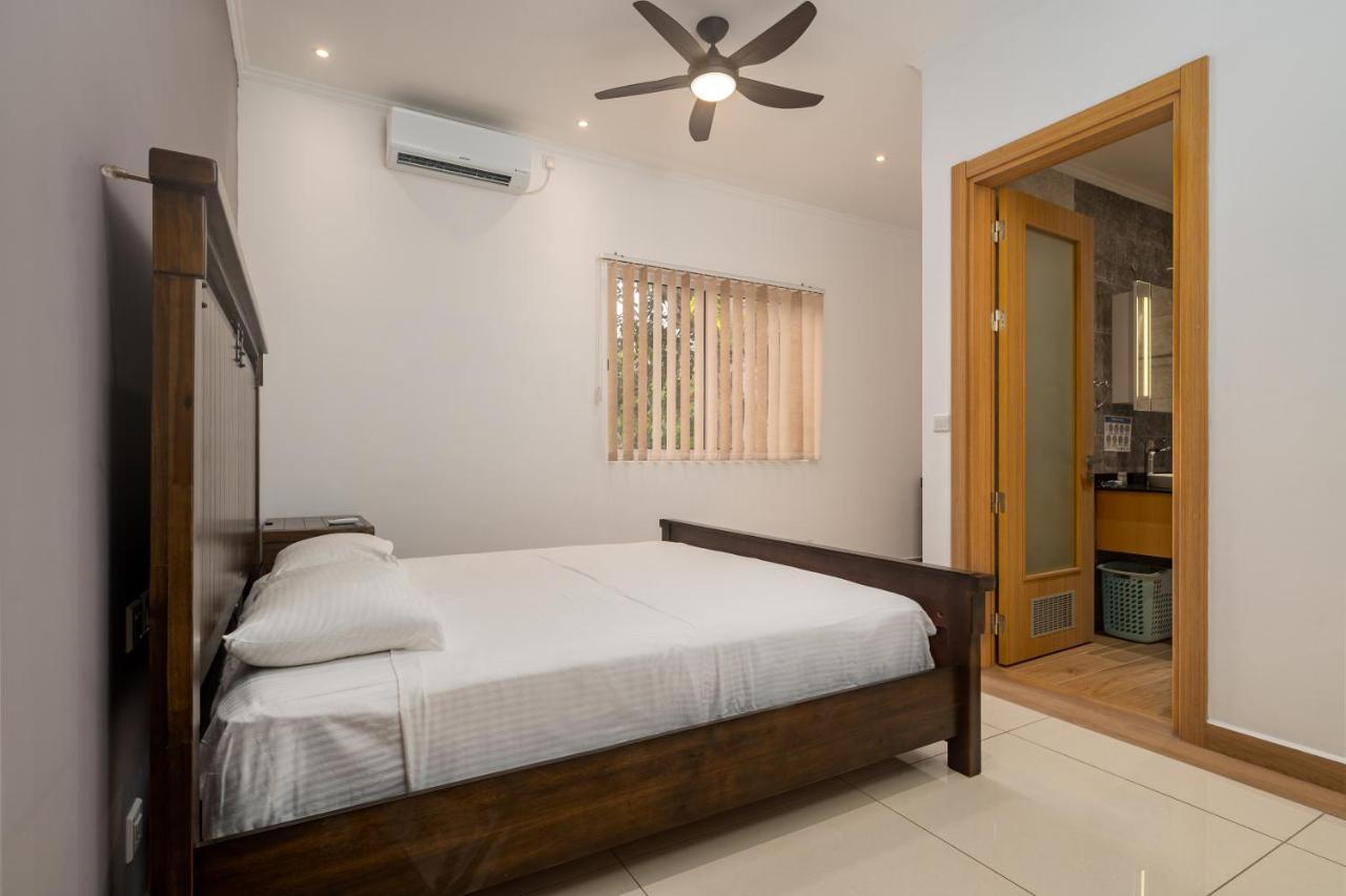 Royale Suites By Arc Royal Luxury Apts Anse Royale Exteriör bild